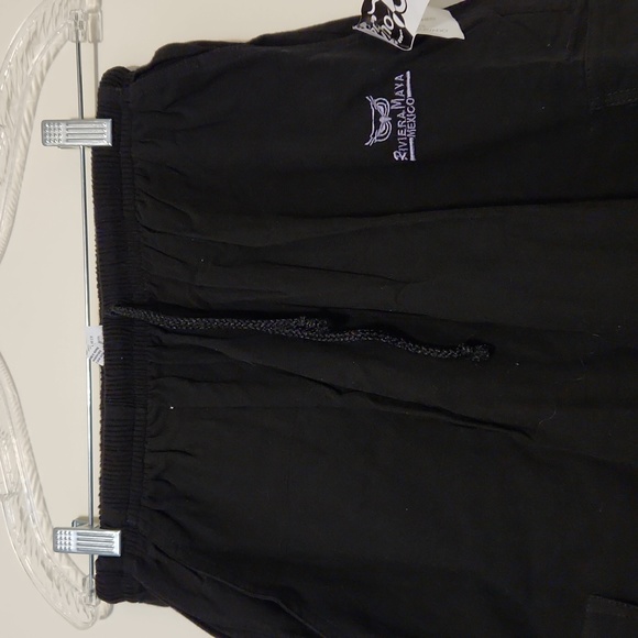 Mr. Buho Cargo Shorts - Picture 4 of 9